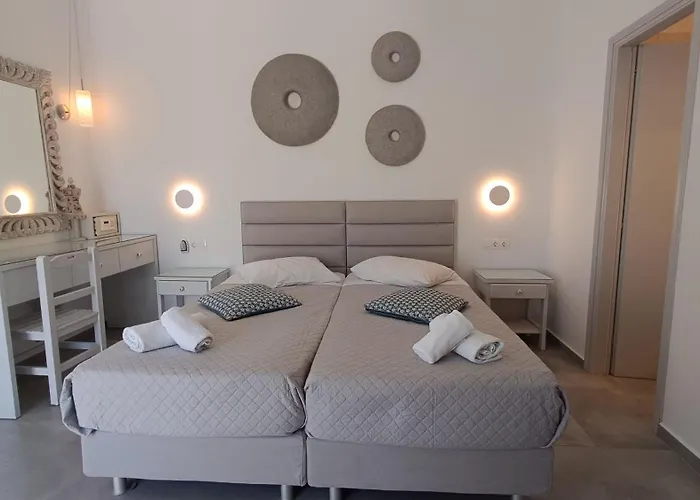 فندق Cyclades 2*