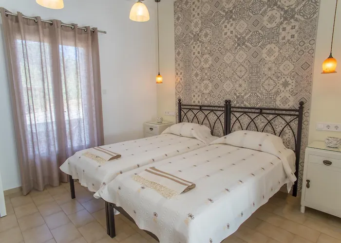 Cyclades 2* باروس