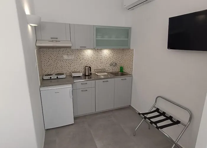 Cyclades 2* פארוס